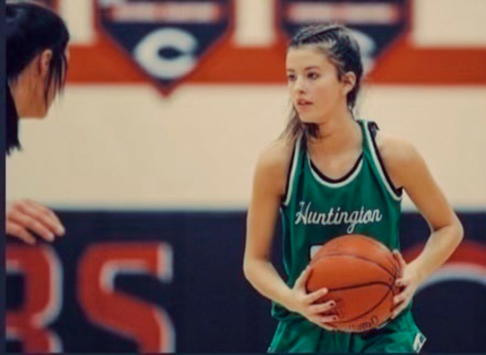 Emma Hinshaw during a Huntington High School basketball game.