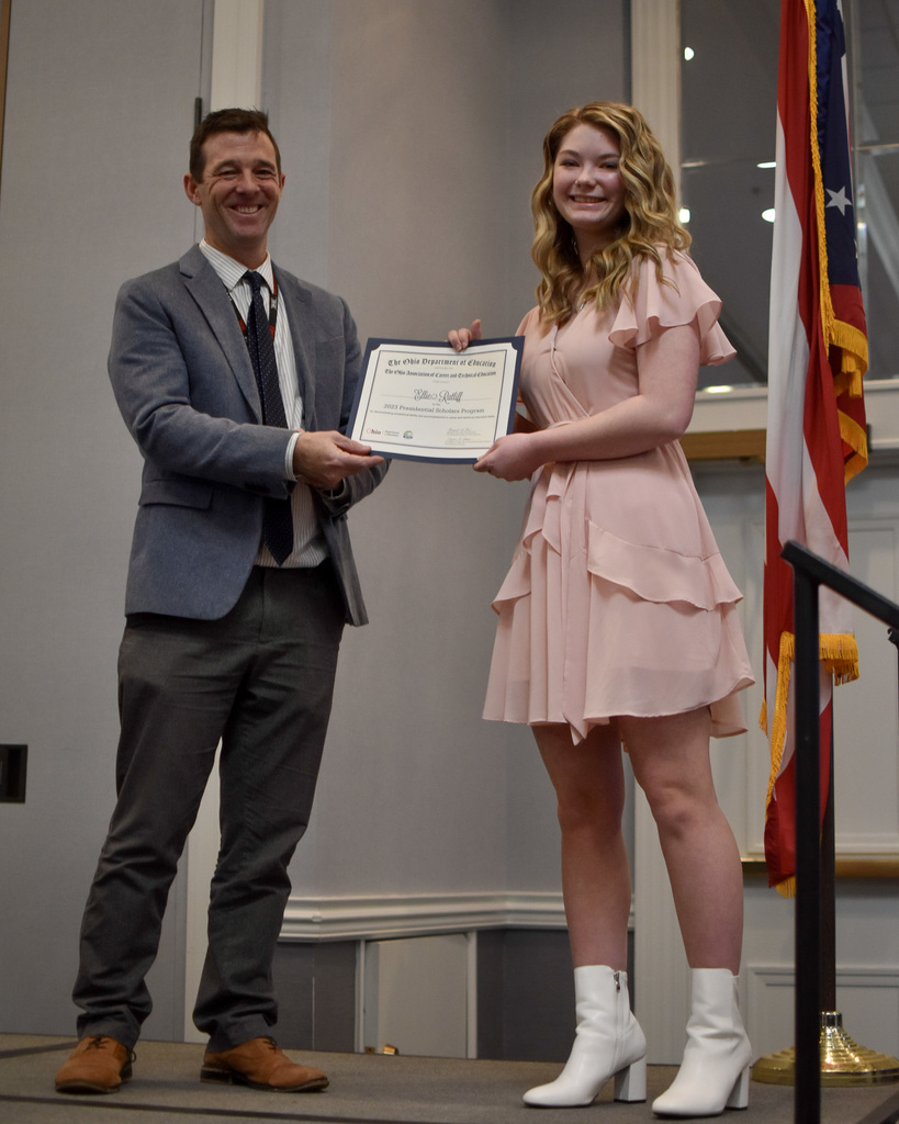 Ellie receives her CTE Scholar Award.  
